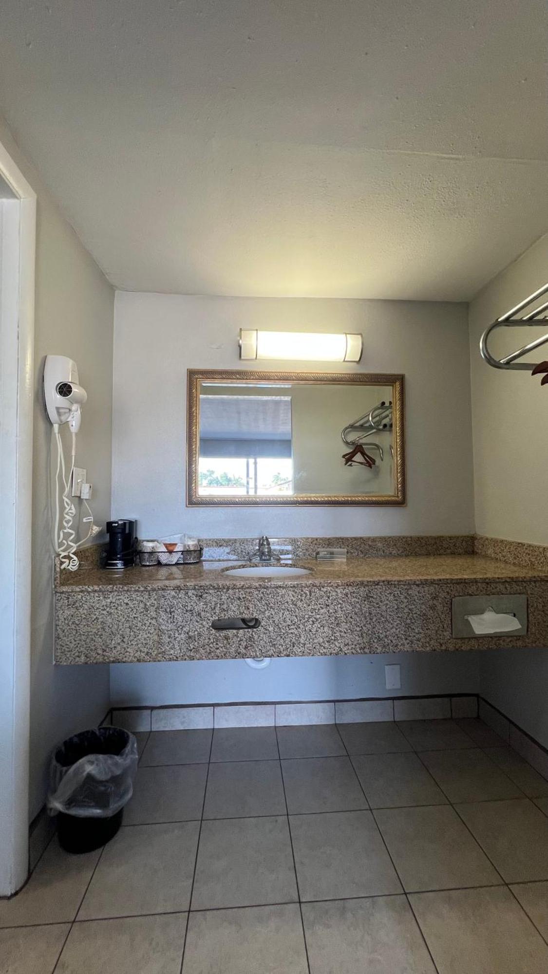 Regency Inn Chickasha Esterno foto